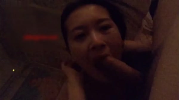重磅福利女神级妹子与男友自拍性爱分手后被曝出,长的小家碧玉,没想到玩的挺开